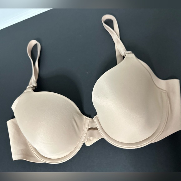Warners 1356 Bra 34B No Side Effect Underarm Smooth Contour Underwire Beige EUC - Picture 2 of 8